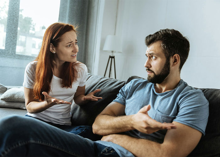 Man Wants To Be With His GF But Not Her Children, Suggests A Preposterous “Compromise” Man Wants To Be With His GF But Not Her Children, Suggests A Preposterous “Compromise”