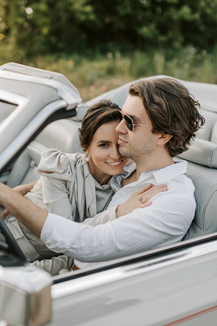 37 Stories From Women Who Married Rich And Found Out That This Kind Of Relationship Isn&rsquo;t Sweet