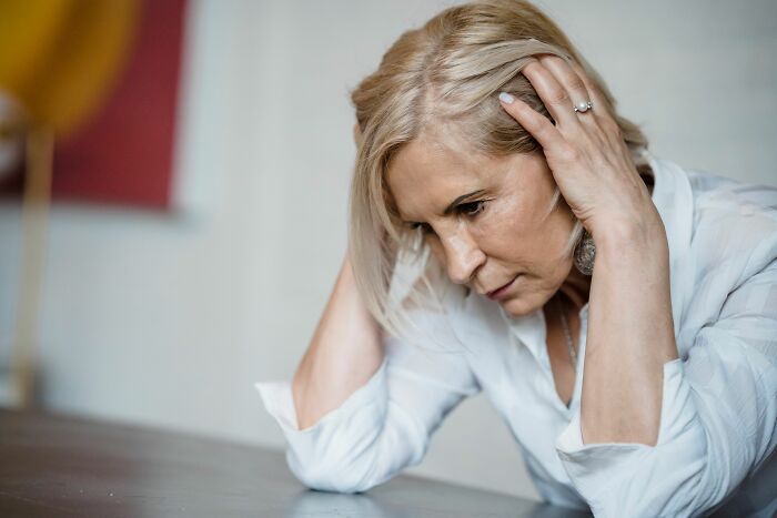 37 Stories From Women Who Married Rich And Found Out That This Kind Of Relationship Isn&rsquo;t Sweet
