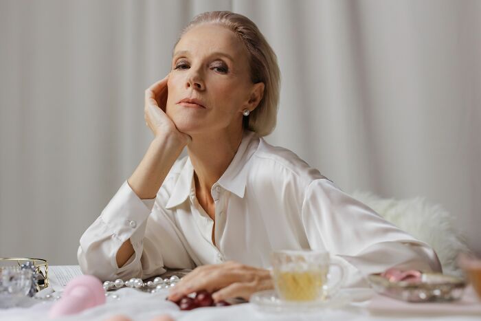 37 Stories From Women Who Married Rich And Found Out That This Kind Of Relationship Isn&rsquo;t Sweet
