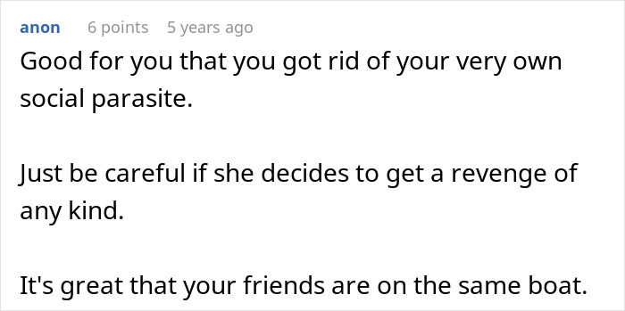 Woman Notices Her Friend Keeps Acting Stranger And Stranger, Finally Understands Why
