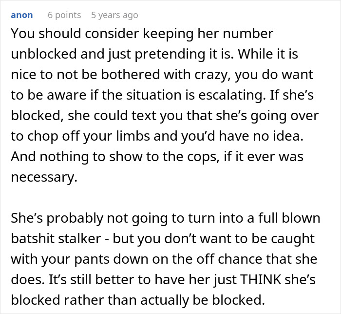 Woman Notices Her Friend Keeps Acting Stranger And Stranger, Finally Understands Why