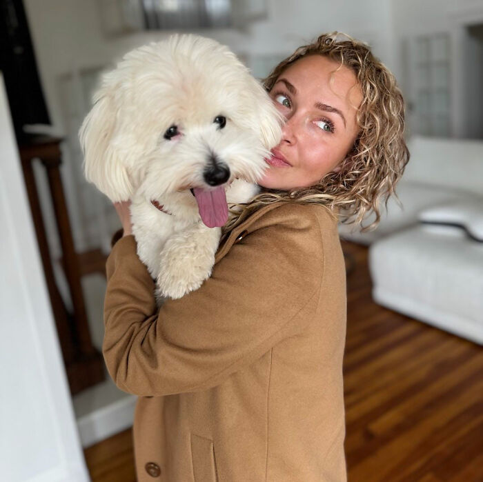 Hayden Panettiere’s “Devastating” Childhood History Resurfaces After Her Sudden Passing At 36 Hayden Panettiere’s “Devastating” Childhood History Resurfaces After Her Sudden Passing At 36