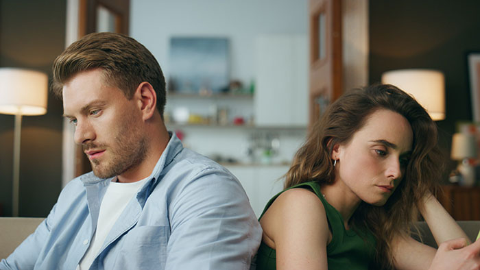 Wife Says Her Hubby’s Questions Put Her On Edge, He Tells Her She’s Making A Big Deal Out Of Nothing