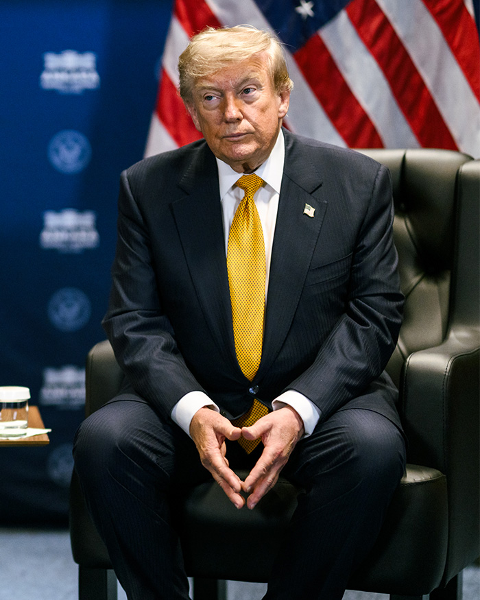 Trump&rsquo;s &ldquo;Mystery Bulge&rdquo; Leads To Frenzied Reactions As Many Speculate What Could Be In His Pants