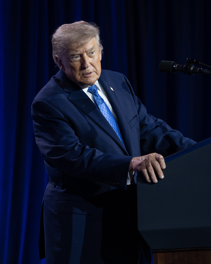 Trump&rsquo;s &ldquo;Mystery Bulge&rdquo; Leads To Frenzied Reactions As Many Speculate What Could Be In His Pants