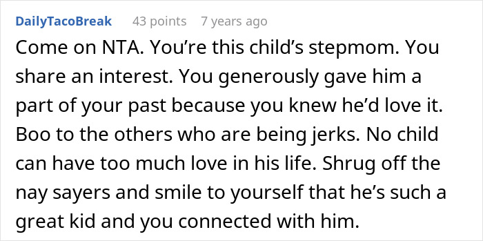 Grandma Accuses Person Of “Buying” Their Stepson’s Love With Gifts, Then Shows Her True Colors Grandma Accuses Person Of “Buying” Their Stepson’s Love With Gifts, Then Shows Her True Colors