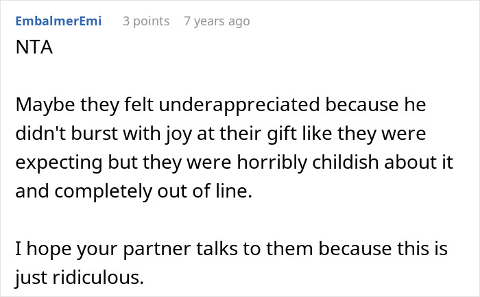 Grandma Accuses Person Of “Buying” Their Stepson’s Love With Gifts, Then Shows Her True Colors Grandma Accuses Person Of “Buying” Their Stepson’s Love With Gifts, Then Shows Her True Colors