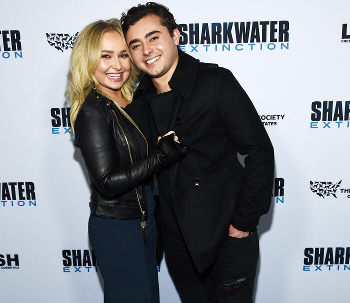 “She Was Desperate”: Hayden Panettiere’s Heartbreaking Final Days Revealed As Hollywood Allegedly Turned On Her “She Was Desperate”: Hayden Panettiere’s Heartbreaking Final Days Revealed As Hollywood Allegedly Turned On Her