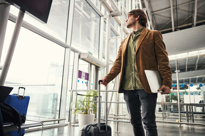 86 Unhinged Questions Cabin Crew Have Been Asked, Making Them Say &ldquo;Brace For Stupidity&rdquo;