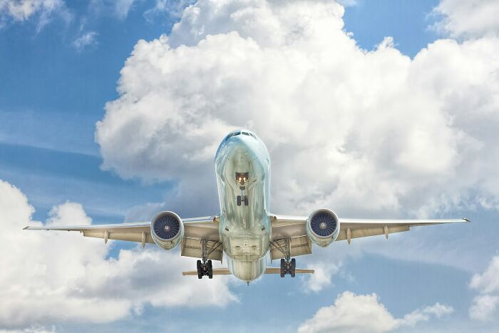 86 Unhinged Questions Cabin Crew Have Been Asked, Making Them Say &ldquo;Brace For Stupidity&rdquo;