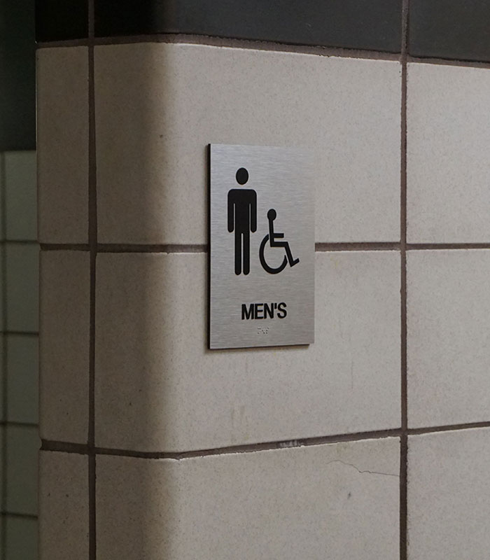 Viral Debate Erupts After Women Can’t Understand Why Men Insist Creative Bathroom Design “Wouldn’t Work” Viral Debate Erupts After Women Can’t Understand Why Men Insist Creative Bathroom Design “Wouldn’t Work”