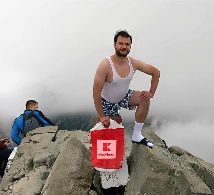 77 Posts And Memes That Show Why People From Eastern Europe Are Built Different (New Pics)