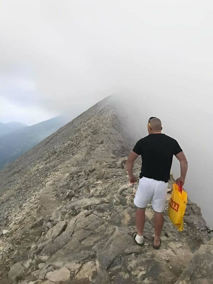 77 Posts And Memes That Show Why People From Eastern Europe Are Built Different (New Pics)