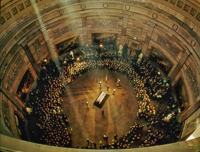 94 Photos From History That Are Interesting, Heartbreaking And Beautiful