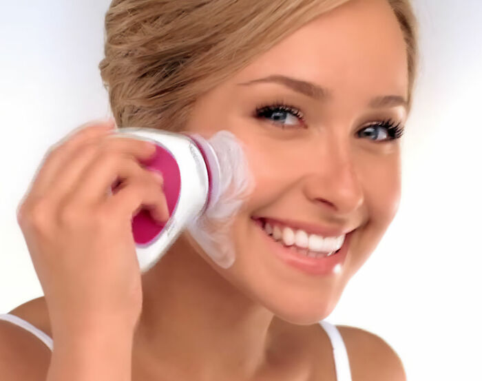 Neutrogena’s Stock Tumbles After Hayden Panettiere’s Tragic Passing As Fans Demand Boycott Neutrogena’s Stock Tumbles After Hayden Panettiere’s Tragic Passing As Fans Demand Boycott