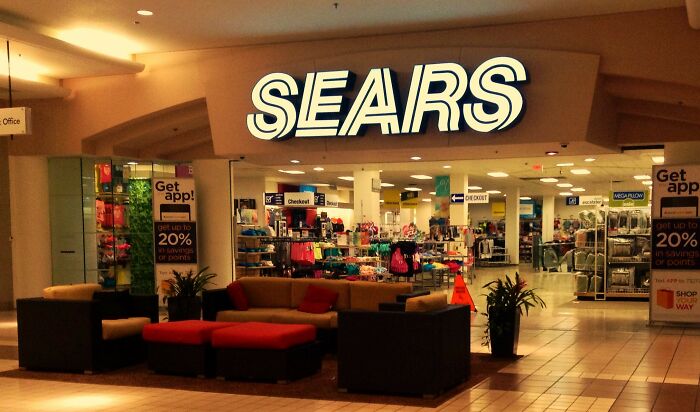 60 Companies That Used To Dominate The Market But Poor Decisions Led Them To Their Ultimate Ruin 60 Companies That Used To Dominate The Market But Poor Decisions Led Them To Their Ultimate Ruin