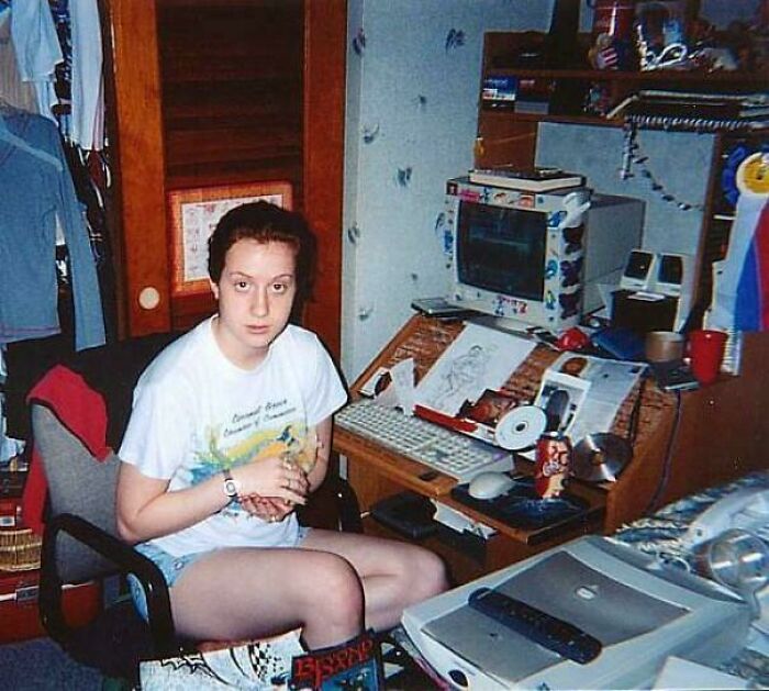 73 Chaotic Pics Of The Old Internet That Today’s Kids Can’t Even Comprehend 73 Chaotic Pics Of The Old Internet That Today’s Kids Can’t Even Comprehend