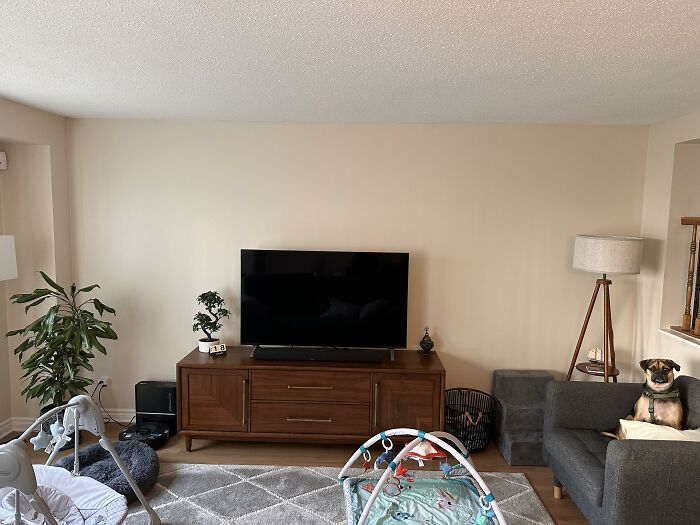 73 People Shared Photos Of Their Home Design Choices, Wanting Honest Opinions