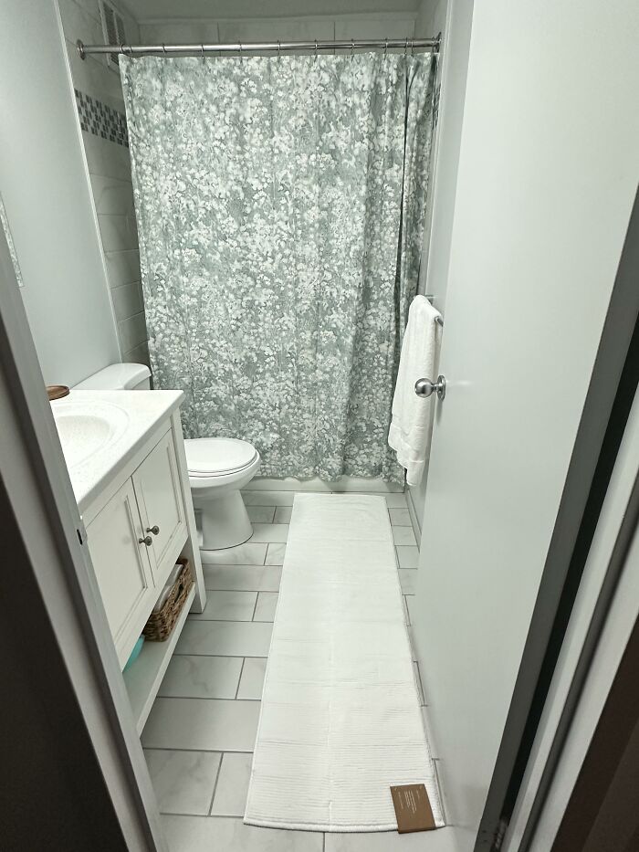 73 People Shared Photos Of Their Home Design Choices, Wanting Honest Opinions