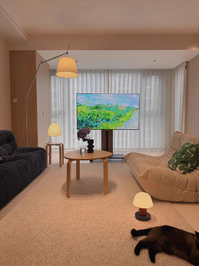 73 People Shared Photos Of Their Home Design Choices, Wanting Honest Opinions