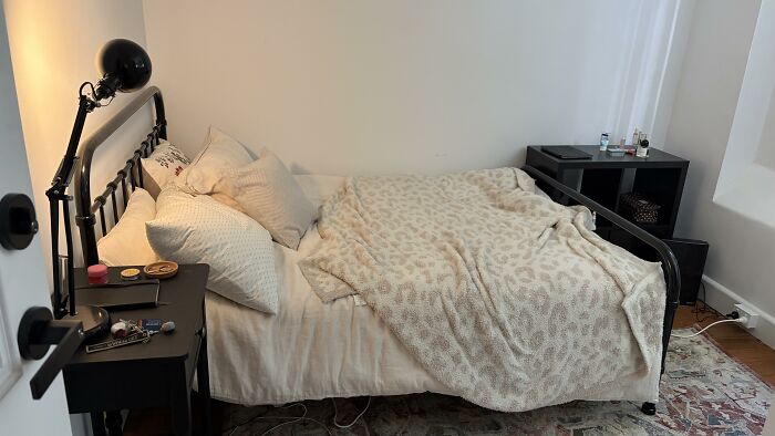 73 People Shared Photos Of Their Home Design Choices, Wanting Honest Opinions