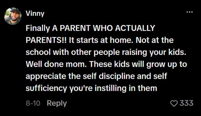 Kids Spend Their Mornings Reading And Exercising, Netizens Criticize Mom Until She Shows Results Kids Spend Their Mornings Reading And Exercising, Netizens Criticize Mom Until She Shows Results