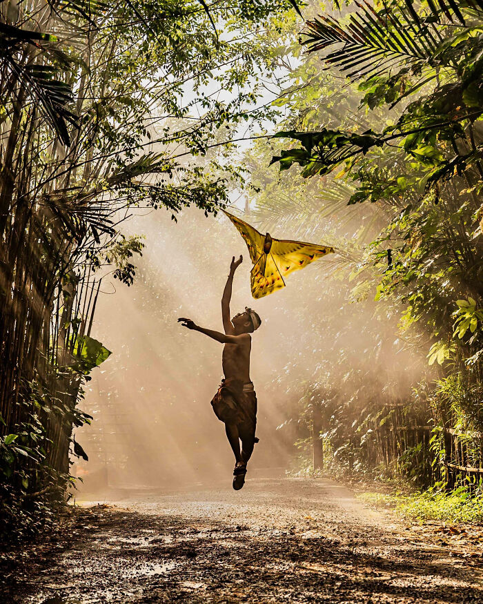 A Stunning Look At The World Through The Eyes Of The 2026 European Photography Awards Winners (23 Pics) A Stunning Look At The World Through The Eyes Of The 2026 European Photography Awards Winners (23 Pics)