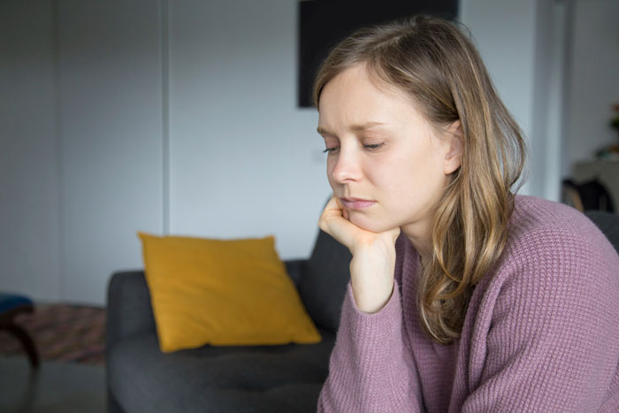 Woman Loses Best Friends After Bachelorette Date Dispute, Friendship Ends With Hurtful Messages Woman Loses Best Friends After Bachelorette Date Dispute, Friendship Ends With Hurtful Messages