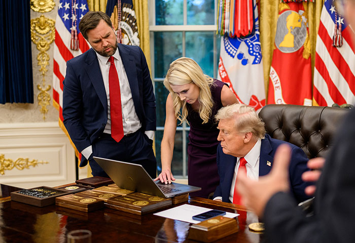 Trump Makes Intervention As Glamorous Aide’s “Dangerous” Secret Is Exposed In Security Leak Trump Makes Intervention As Glamorous Aide’s “Dangerous” Secret Is Exposed In Security Leak