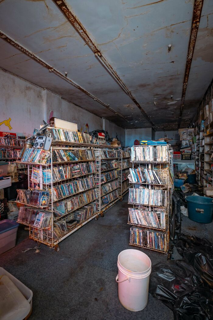 73 Times People Were Exploring Abandoned Places And Found Something Very Unexpected
