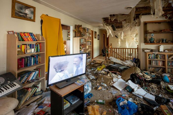73 Times People Were Exploring Abandoned Places And Found Something Very Unexpected