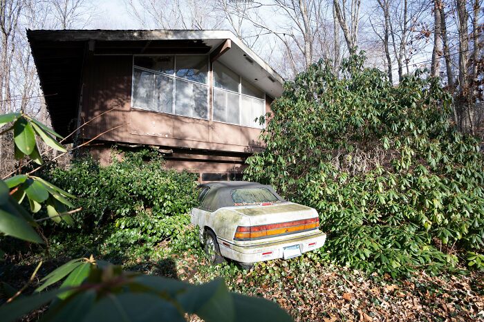73 Times People Were Exploring Abandoned Places And Found Something Very Unexpected
