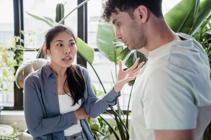 “Didn’t Speak To Me For Four Years”: 71 People Reveal The Most Ridiculous Reasons That Left Others Seeing Red “Didn’t Speak To Me For Four Years”: 71 People Reveal The Most Ridiculous Reasons That Left Others Seeing Red