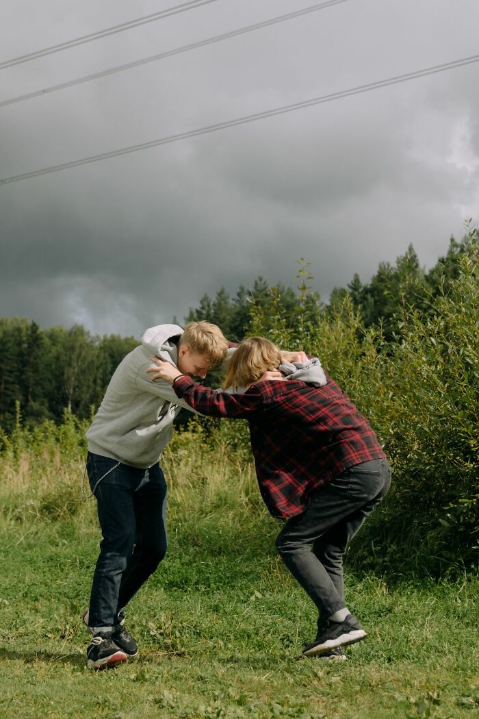 “Didn’t Speak To Me For Four Years”: 71 People Reveal The Most Ridiculous Reasons That Left Others Seeing Red “Didn’t Speak To Me For Four Years”: 71 People Reveal The Most Ridiculous Reasons That Left Others Seeing Red