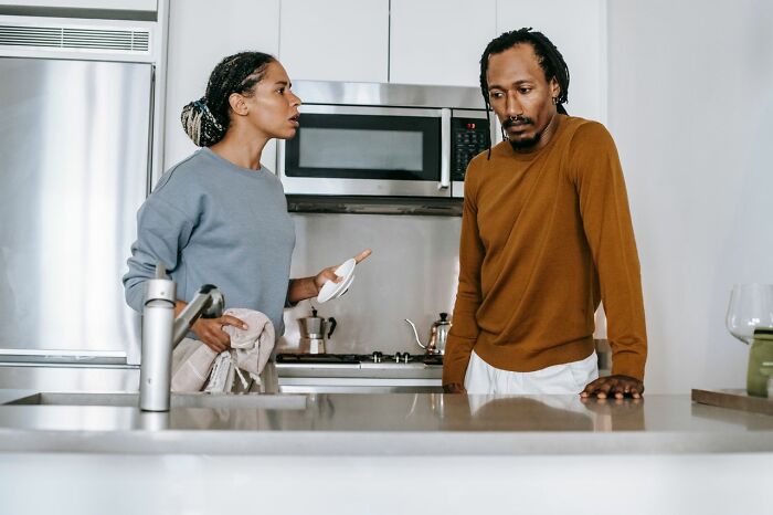“Didn’t Speak To Me For Four Years”: 71 People Reveal The Most Ridiculous Reasons That Left Others Seeing Red “Didn’t Speak To Me For Four Years”: 71 People Reveal The Most Ridiculous Reasons That Left Others Seeing Red