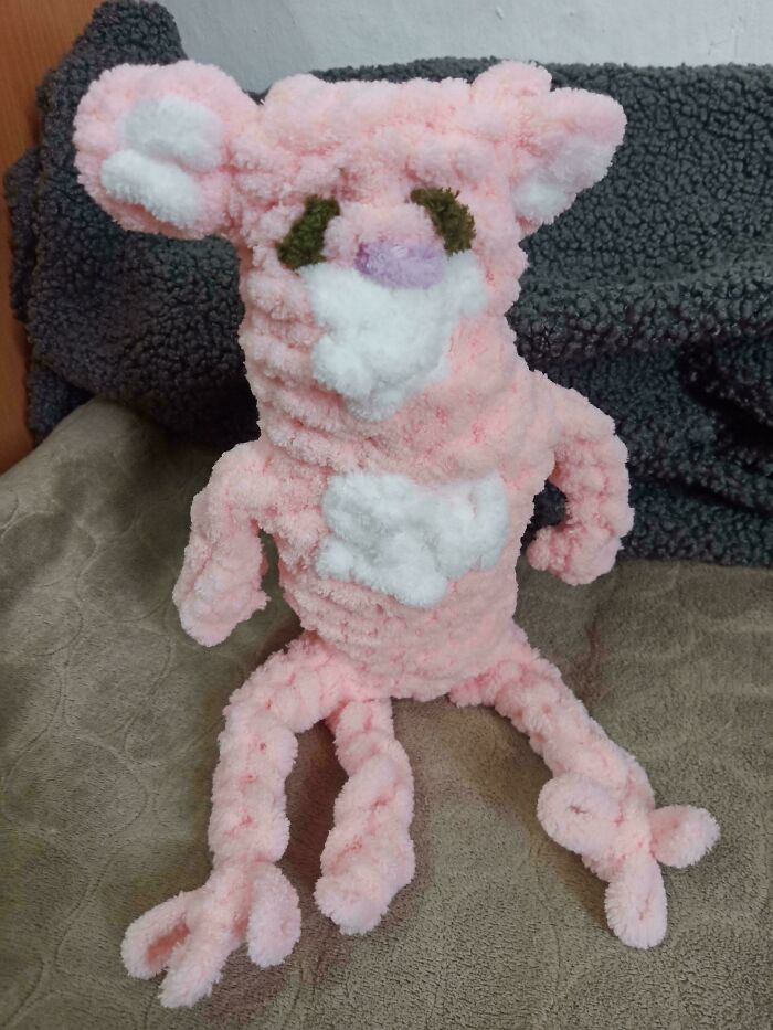 73 Crochet Creations That Prove Not Every Craft Project Turns Out As Intended