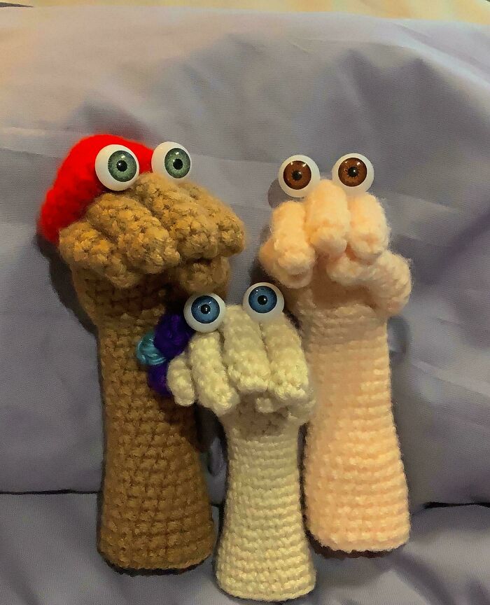 73 Crochet Creations That Prove Not Every Craft Project Turns Out As Intended