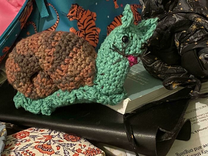 73 Crochet Creations That Prove Not Every Craft Project Turns Out As Intended