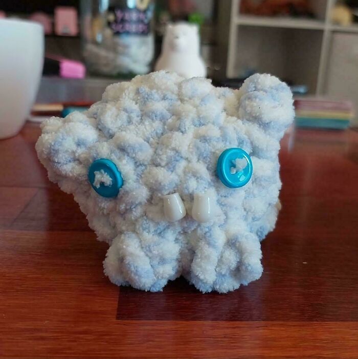 73 Crochet Creations That Prove Not Every Craft Project Turns Out As Intended