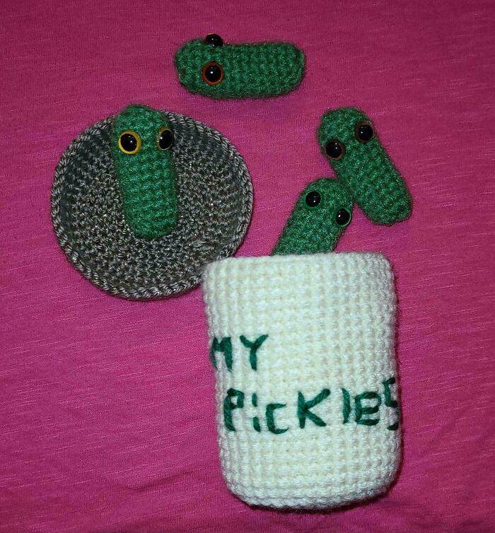 73 Crochet Creations That Prove Not Every Craft Project Turns Out As Intended