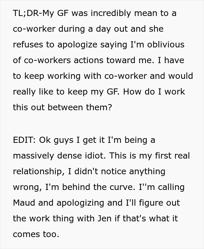 Guy Shows Just How Oblivious He Is After He Shares His Girlfriend’s “Ridiculous” Behavior Guy Shows Just How Oblivious He Is After He Shares His Girlfriend’s “Ridiculous” Behavior