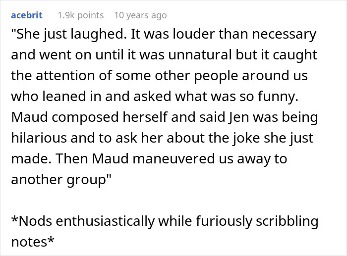 Guy Shows Just How Oblivious He Is After He Shares His Girlfriend’s “Ridiculous” Behavior Guy Shows Just How Oblivious He Is After He Shares His Girlfriend’s “Ridiculous” Behavior