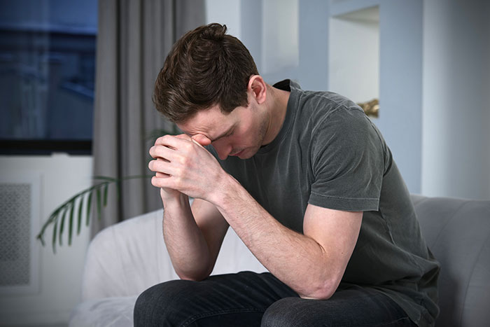 Woman Gives Brother A Harsh Reality Check After His Insane Take On Her Life Woman Gives Brother A Harsh Reality Check After His Insane Take On Her Life