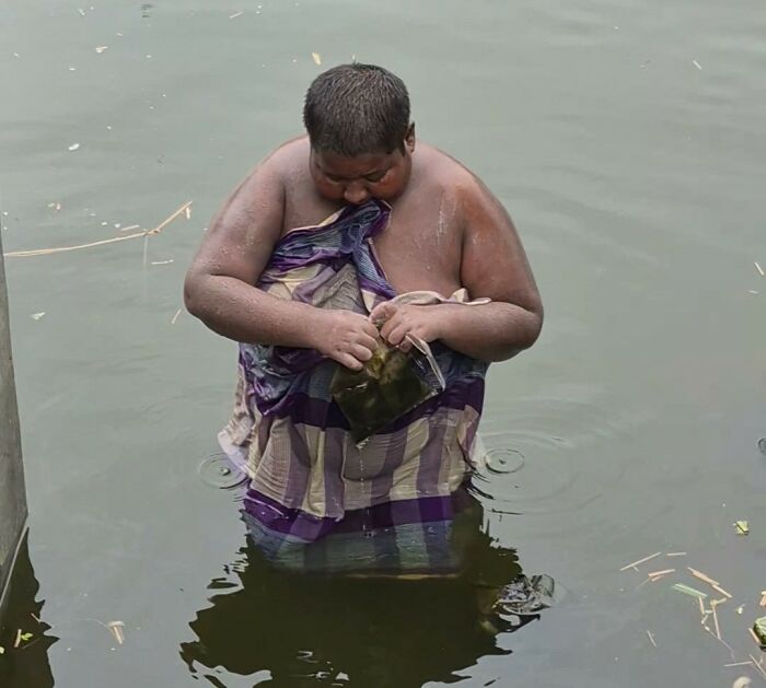 Teen Has Spent The Last 5 Years Inside A Pond, Doctors Left Stunned By His Mysterious Condition Teen Has Spent The Last 5 Years Inside A Pond, Doctors Left Stunned By His Mysterious Condition