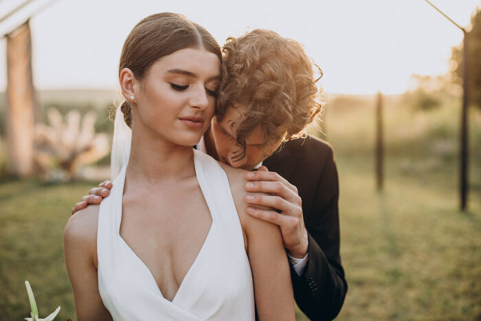 61 Comments From Women That Made Men Go From Planning Date Nights To Planning Their Escape