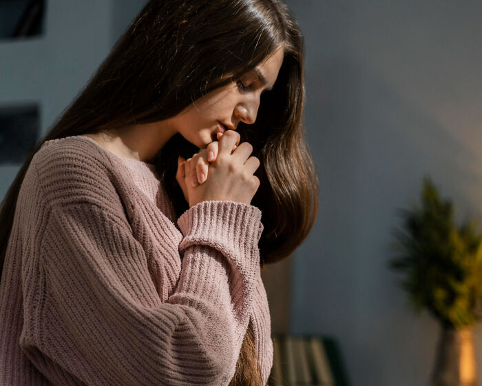 61 Comments From Women That Made Men Go From Planning Date Nights To Planning Their Escape
