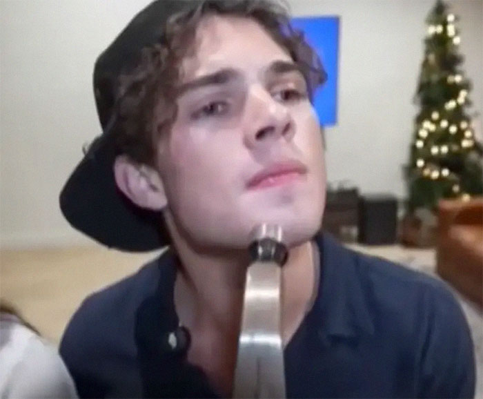 Inside The Dark Online Cult Built By A 20-Year-Old Influencer Telling Boys To Smash Their Jaws Inside The Dark Online Cult Built By A 20-Year-Old Influencer Telling Boys To Smash Their Jaws