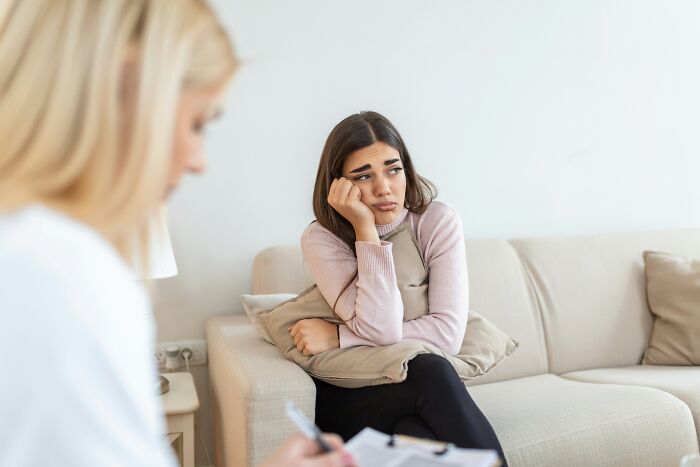 95 People Share Why They Walked Into Therapy And Walked Out Without Their Therapist