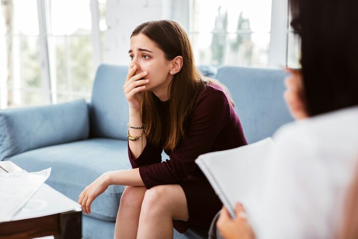 95 People Share Why They Walked Into Therapy And Walked Out Without Their Therapist